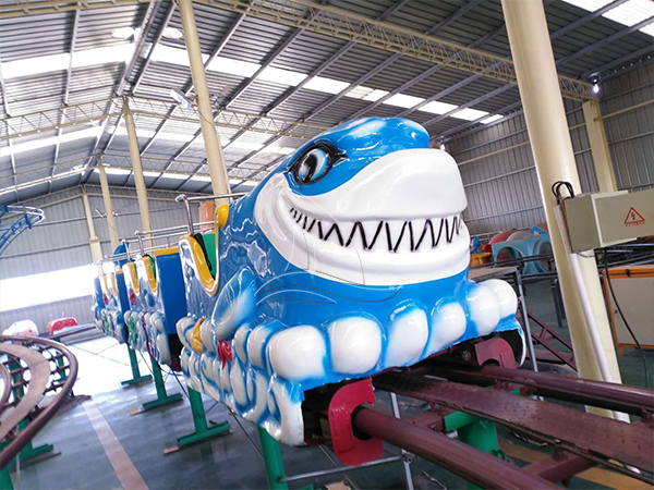 New Design Shark Roller Coaster