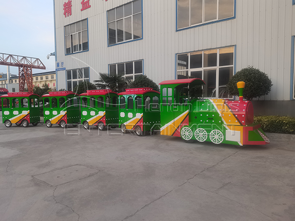 Green trackless train